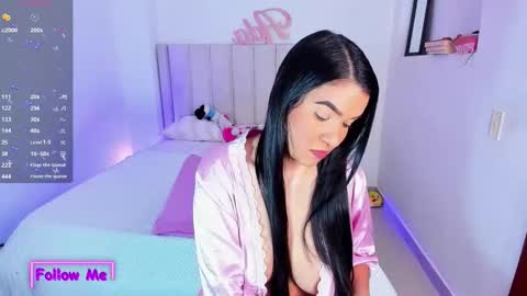 Danna   online show from 10-06-25, 03:37