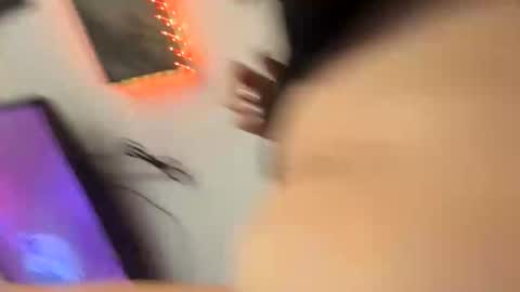 shelbsss17 online show from 03-31-26, 10:32