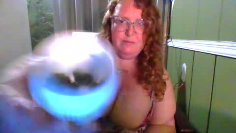 Red online show from 10-10-25, 11:48