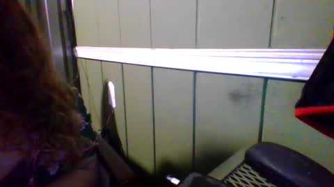 Snapshot of shelbyannn chatting on 11-30-25, 03:10 Red online show from 11-30-25, 03:10