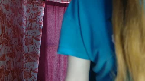 Erika online show from 04-09-26, 07:30