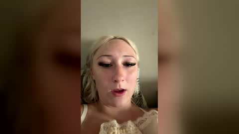 shellbell00 online show from 06-01-26, 03:25