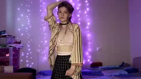 Snapshot of shelliegoza chatting on 07-25-26, 04:37 Ashley online show from 07-25-26, 04:37