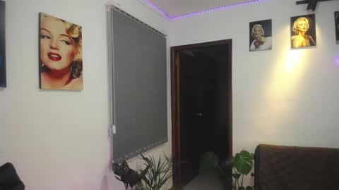 Shellsy H   online show from 02-23-25, 09:11