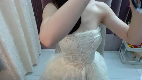 Snapshot of shellysan chatting on 09-16-25, 01:17 Shelly online show from 09-16-25, 01:17