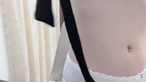 Snapshot of shellysan chatting on 12-15-25, 01:21 Shelly online show from 12-15-25, 01:21