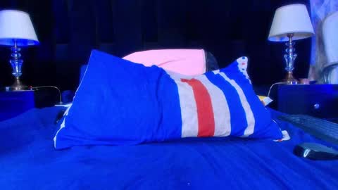 Snapshot of shelsy_loreds chatting on 01-09-25, 03:01 Shelsy online show from 01-09-25, 03:01
