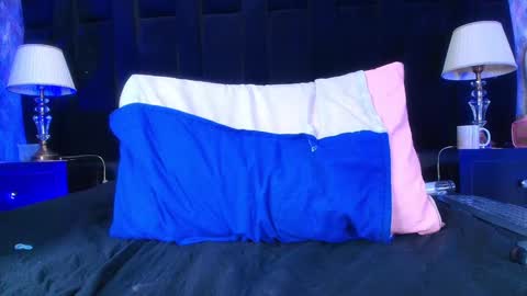 Snapshot of shelsy_loreds chatting on 02-01-25, 02:56 Shelsy online show from 02-01-25, 02:56