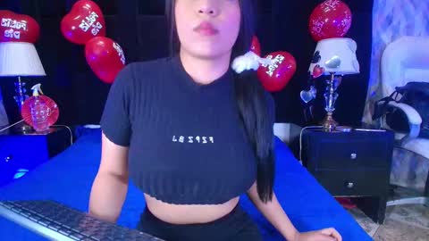 Snapshot of shelsy_loreds chatting on 02-15-25, 11:50 Shelsy online show from 02-15-25, 11:50