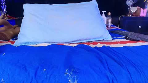 Snapshot of shelsy_loreds chatting on 02-26-25, 03:08 Shelsy online show from 02-26-25, 03:08