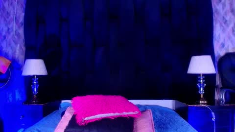 Snapshot of shelsy_loreds chatting on 09-11-25, 11:54 Shelsy online show from 09-11-25, 11:54