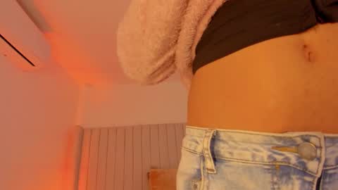 shelynna_azzul online show from 03-27-26, 08:52