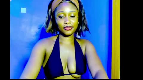Favour online show from 06-20-26, 06:38