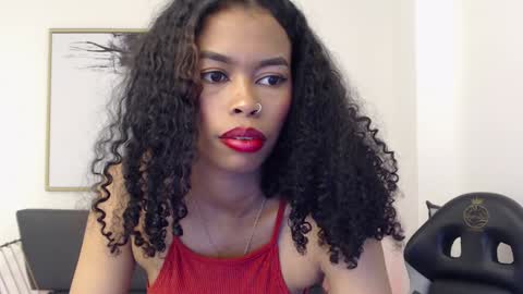 Snapshot of shenna_brunette_ chatting on 12-04-24, 04:38 Shenna online show from 12-04-24, 04:38