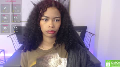 Snapshot of shenna_brunette_ chatting on 01-07-25, 01:03 Shenna online show from 01-07-25, 01:03