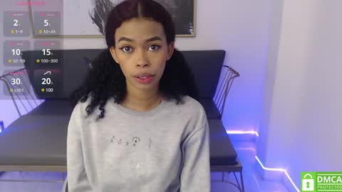 Snapshot of shenna_brunette_ chatting on 01-11-25, 01:01 Shenna online show from 01-11-25, 01:01