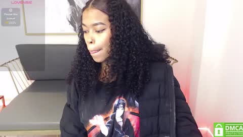 Snapshot of shenna_brunette_ chatting on 01-16-25, 01:04 Shenna online show from 01-16-25, 01:04
