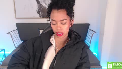 Snapshot of shenna_brunette_ chatting on 01-27-25, 01:09 Shenna online show from 01-27-25, 01:09