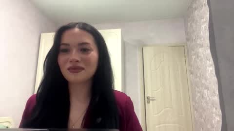 Snapshot of sherikavanleeuwen chatting on 03-09-26, 03:49 Mia meow meow online show from 03-09-26, 03:49