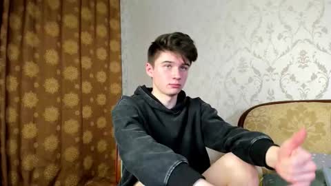 Snapshot of sherlockmax chatting on 10-11-25, 07:01 Max online show from 10-11-25, 07:01