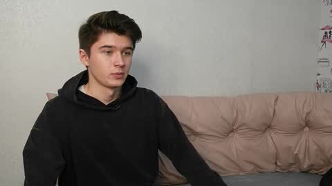 Snapshot of sherlockmax chatting on 10-23-25, 07:23 Max online show from 10-23-25, 07:23