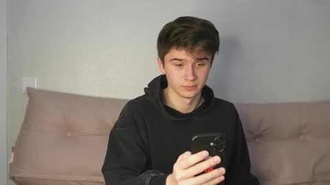 Snapshot of sherlockmax chatting on 10-24-25, 07:32 Max online show from 10-24-25, 07:32