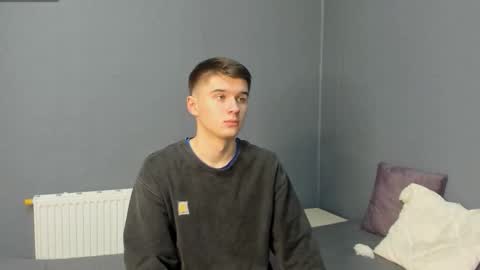 Snapshot of sherlockmax chatting on 11-11-25, 06:41 Max online show from 11-11-25, 06:41