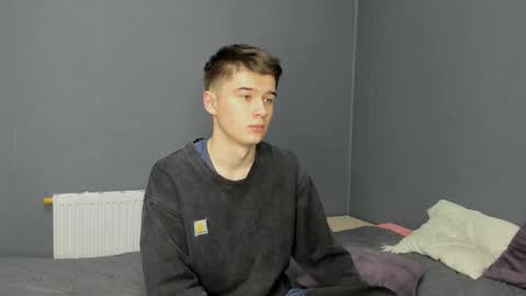 Snapshot of sherlockmax chatting on 11-16-25, 09:31 Max online show from 11-16-25, 09:31