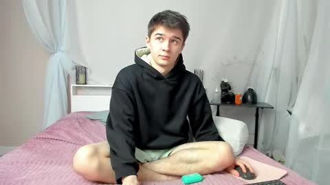 Max online show from 01-11-26, 10:31