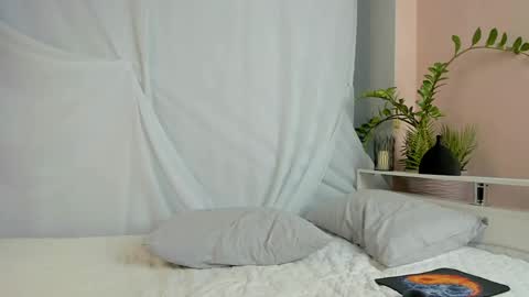 Max online show from 04-15-26, 07:21