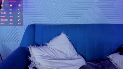 mia online show from 02-11-25, 05:29