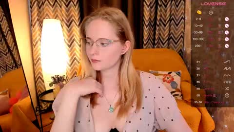 Hello guys my name is Aemilia online show from 05-22-26, 08:32