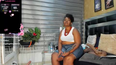 Snapshot of sheyla__ebony chatting on 06-09-26, 12:11 sheyla__ebony online show from 06-09-26, 12:11
