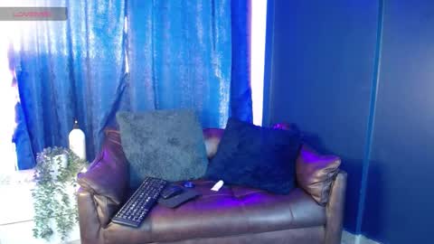 Snapshot of shiara_blake chatting on 09-25-25, 02:21 Melissa online show from 09-25-25, 02:21
