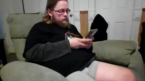 Snapshot of shifty885 chatting on 02-02-26, 10:30 shifty885 online show from 02-02-26, 10:30