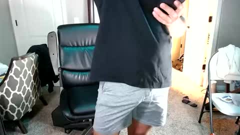 Snapshot of shimmyloe chatting on 01-12-26, 04:07 shimmyloe online show from 01-12-26, 04:07