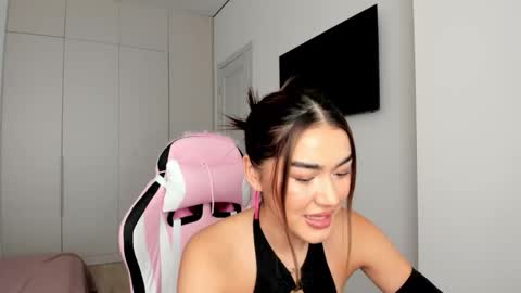 Snapshot of shineel chatting on 02-09-26, 05:22 Shineel online show from 02-09-26, 05:22