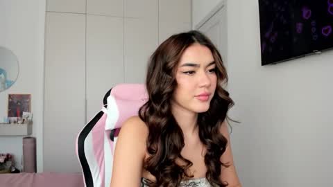 Snapshot of shineel chatting on 02-20-26, 07:32 Shineel online show from 02-20-26, 07:32