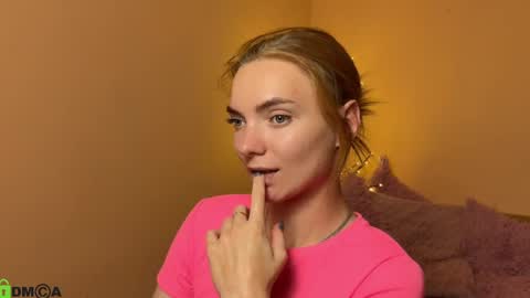 Snapshot of shinelikea_diamond chatting on 05-21-26, 06:26 Alexis online show from 05-21-26, 06:26