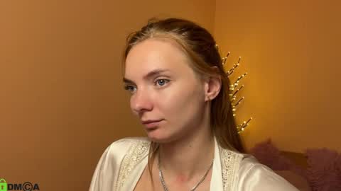 Snapshot of shinelikea_diamond chatting on 05-22-26, 06:24 Alexis online show from 05-22-26, 06:24