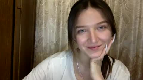 Snapshot of shining_pearl chatting on 02-25-25, 07:47 Jesica online show from 02-25-25, 07:47