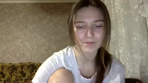 Snapshot of shining_pearl chatting on 03-06-25, 08:37 Jesica online show from 03-06-25, 08:37