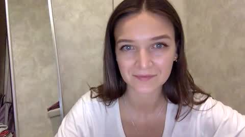 Snapshot of shining_pearl chatting on 09-10-25, 08:31 Jesica online show from 09-10-25, 08:31