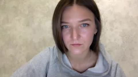 Snapshot of shining_pearl chatting on 10-15-25, 07:47 Jesica online show from 10-15-25, 07:47