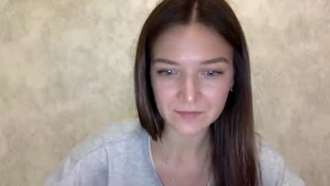 Snapshot of shining_pearl chatting on 10-22-25, 09:03 Jesica online show from 10-22-25, 09:03