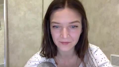 Jesica online show from 04-26-26, 05:43