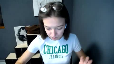 Snapshot of shining_pearl chatting on 07-04-26, 06:30 Jesica online show from 07-04-26, 06:30