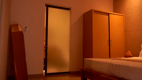 Nika online show from 11-24-25, 10:59