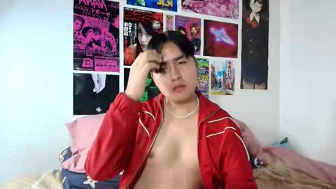 Snapshot of shinji18 chatting on 03-06-25, 12:54 Shinji online show from 03-06-25, 12:54