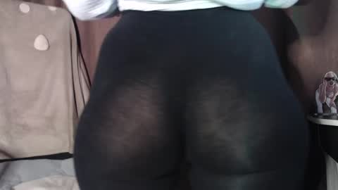 shinoa hiirag online show from 03-10-25, 08:45